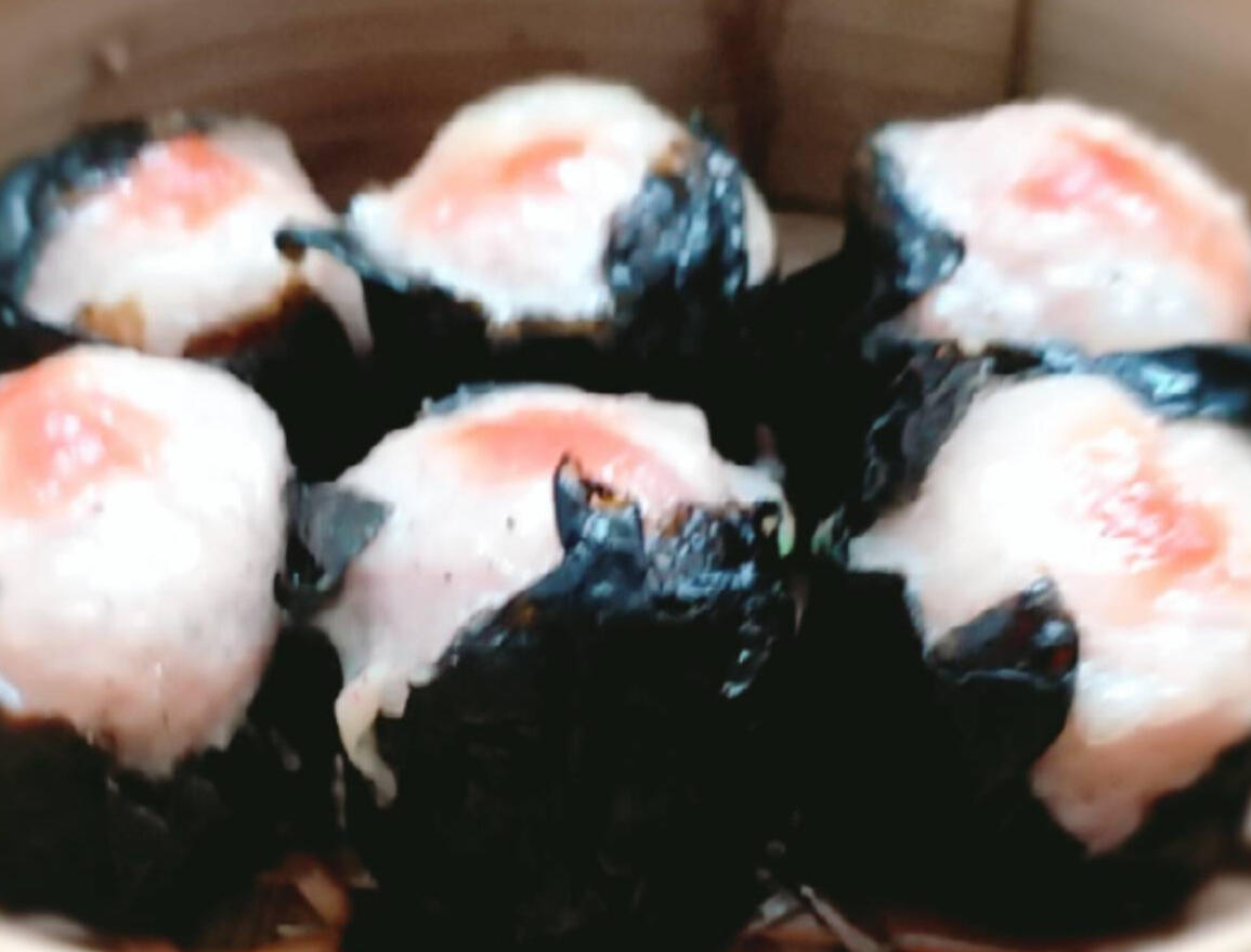 ขนมจีบสาหร่าย Seaweed dumplings